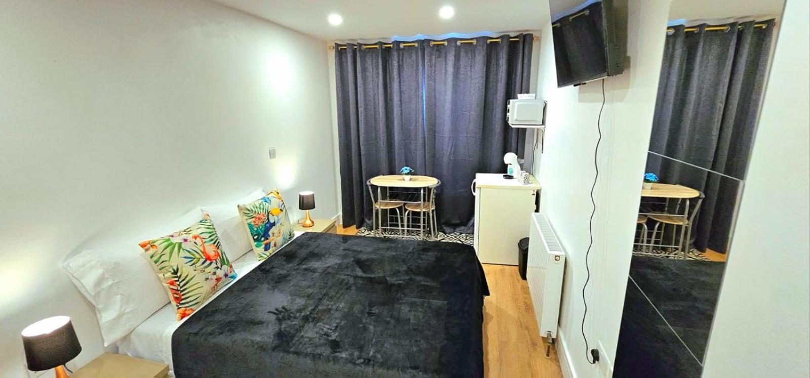 Penelope Ensuite Double Room Londres Exterior foto